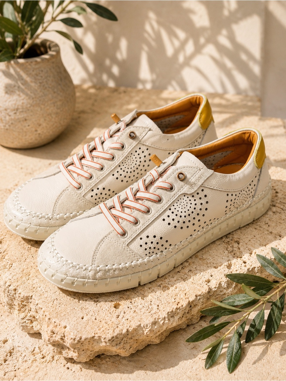 Yokono Flow-100 Leather Sneakers Women’s 9.5 White Yellow made in Spain #43